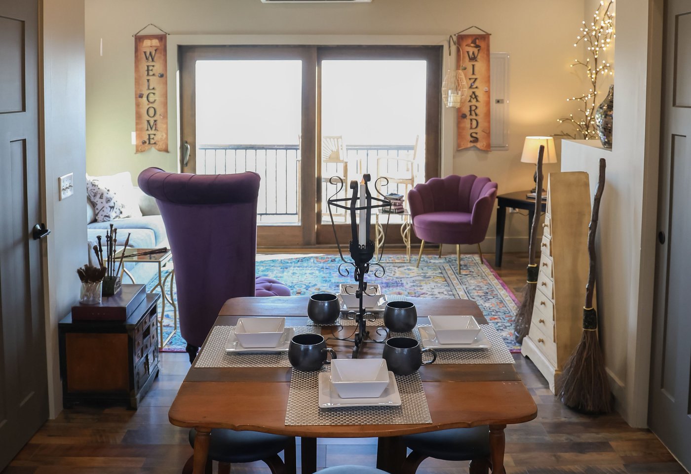 Dining and sitting room at Pennywhistle’s