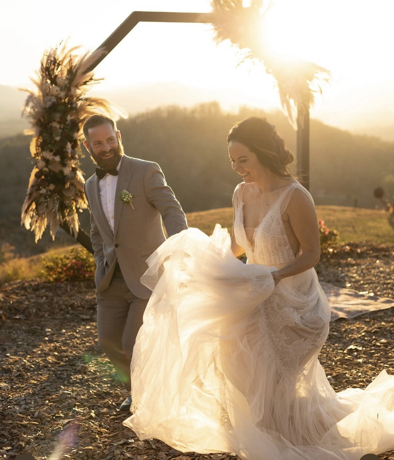A wedding at Earth & Sky Dwellings